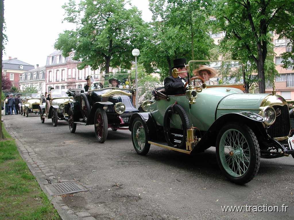 2002_05_19 Colmar 0126.jpg - 19/05/2002 - 68000 COLMAR13me Rallye des Princes"Le dfil"